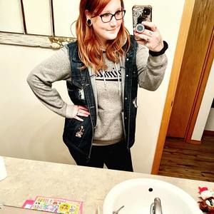 Meet your Posher, Rhialyn